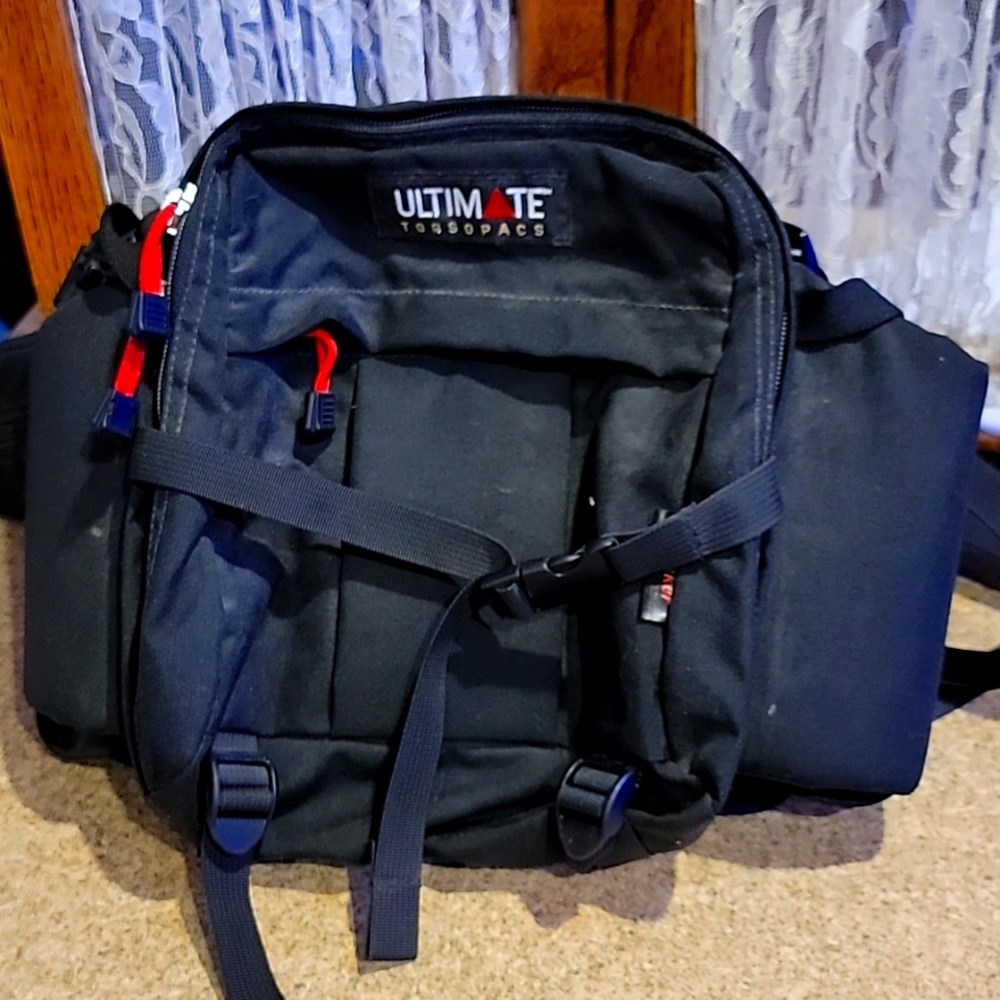 ULTIMATE TREKKER TORSO PACK BLACK